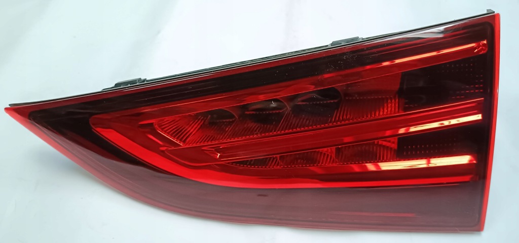 Купить Mercedes gla h247 лампа задний  задняя правая