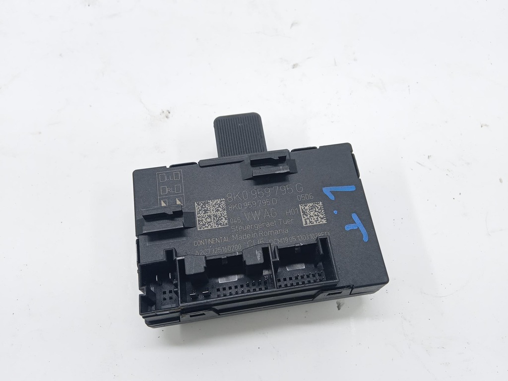 фото №1, Audi a4 b8 модуль блок управления дверь правый задняя 8k0959795g
