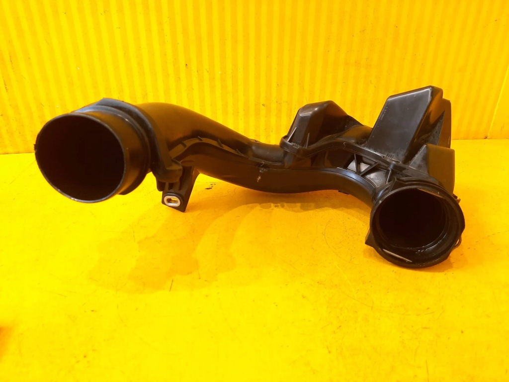 фото №4, Volvo v60 ii 2.0d труба воздуха 31370120