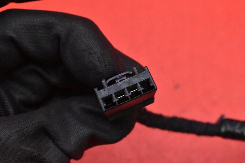 Джгут електропроводка двері лівий перед na1j-67-190a mazda mx-5 4 iv nd 15-21 в Україні