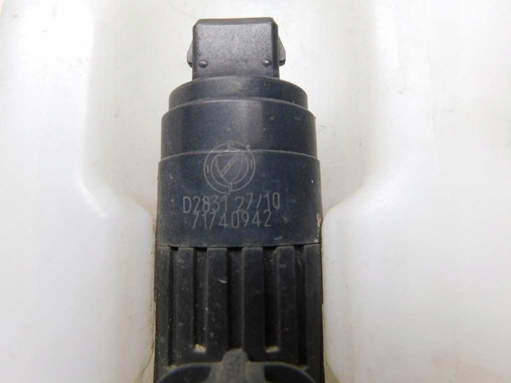 фото №5, Бак омывателя - alfa romeo giulietta