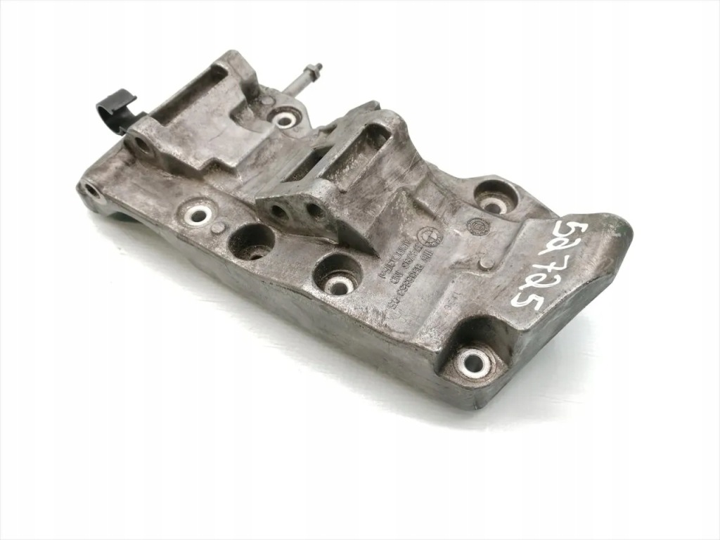 Bmw 5 series кронштейн генератора 530d дизель 180kw 245 hp 8506863 2010 Недорого