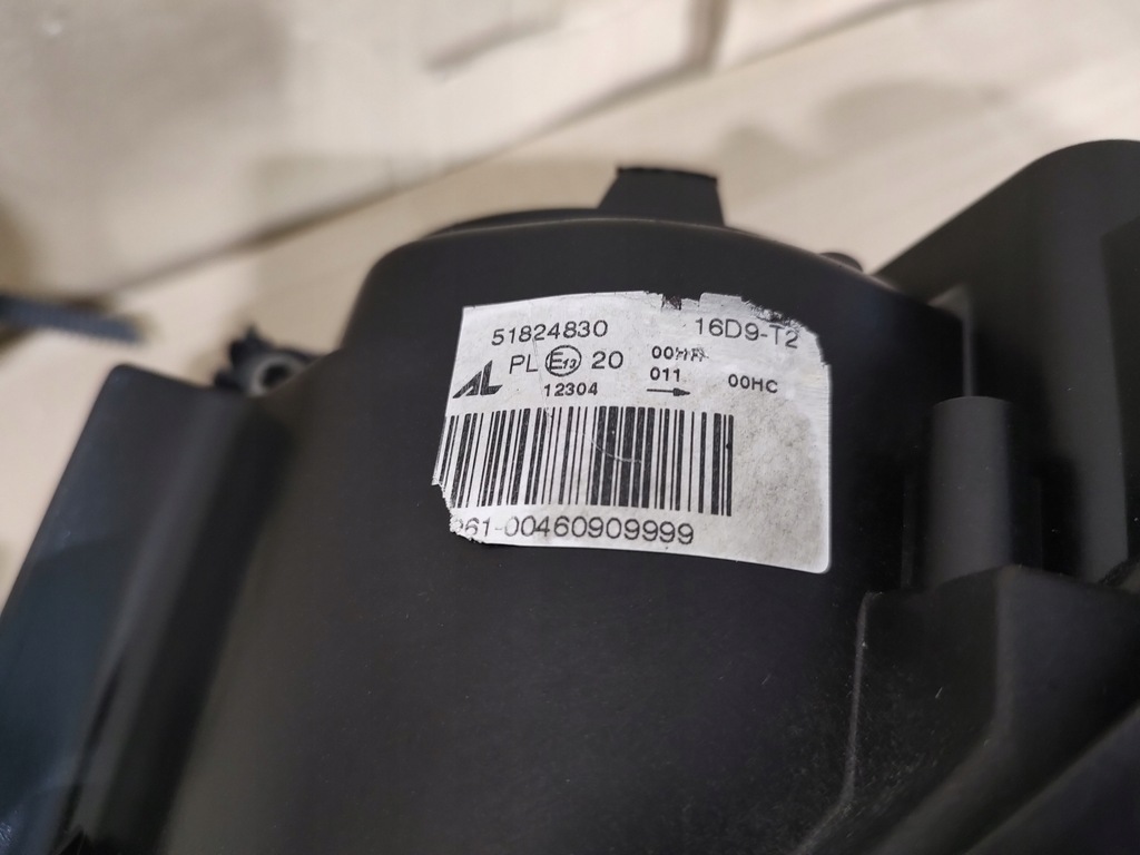 фото №11, Фара лампа передняя перед левая lancia delta iii 51824830 europa