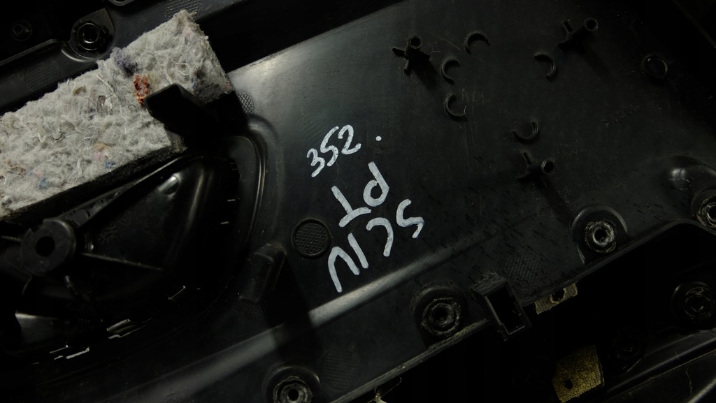 фото №9, Renault scenic iv обивка обшивка дверь правый задняя