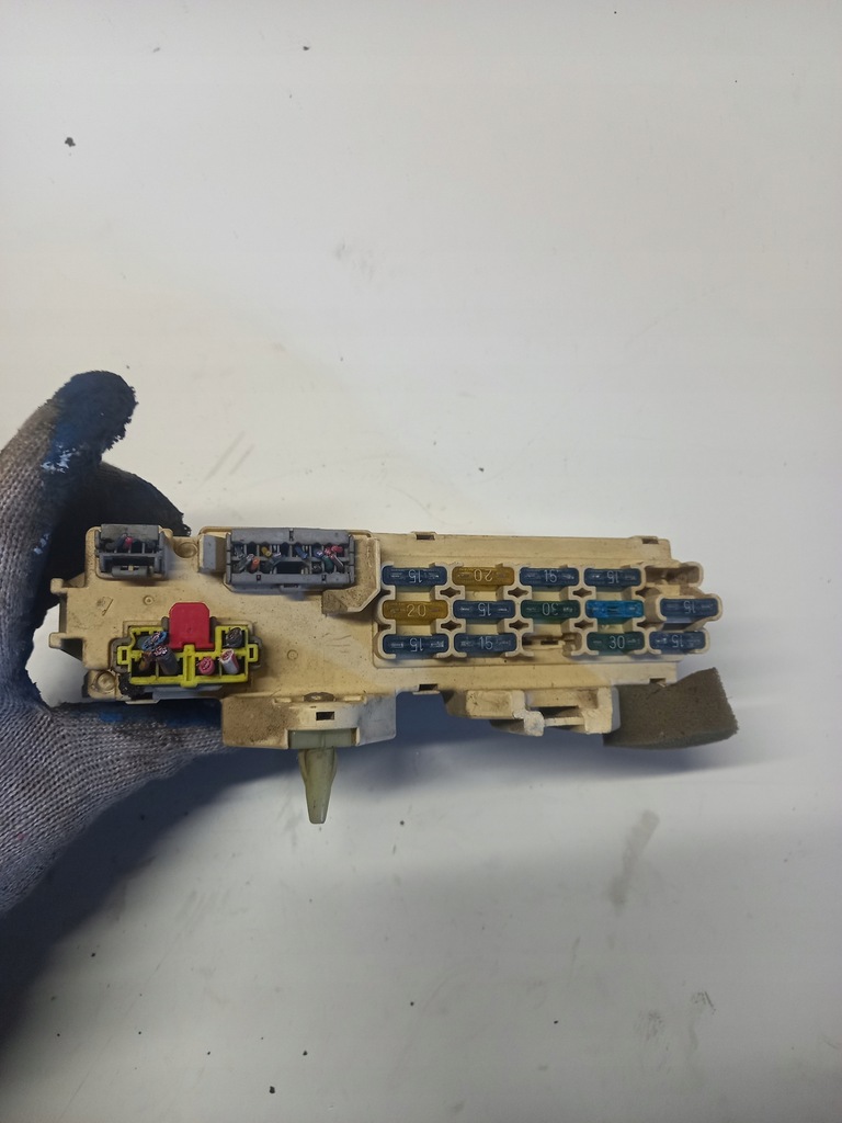 фото №4, Коробка запобіжників mazda xedos 6