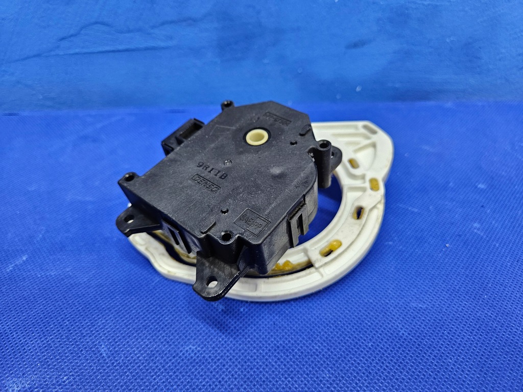 фото №6, Моторчик отопителя denso 9r11b mitsubishi i-miev c-zero peugeot ion