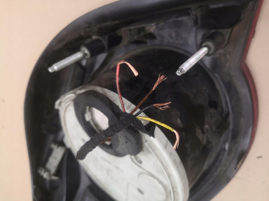 фото №10, Лампа левая правая w крыло vw eos 05-10