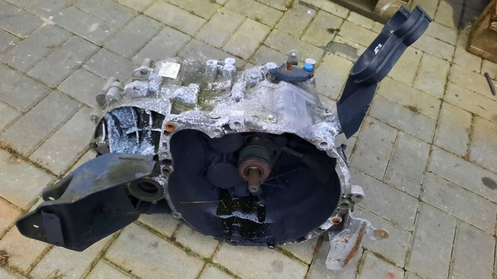 фото №1, Коробка передач передач volvo v40 s40 1.9 dci 1023765