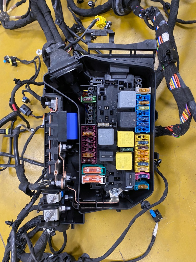 фото №8, Жгут электропроводка предохранители infiniti q30 2.2 d