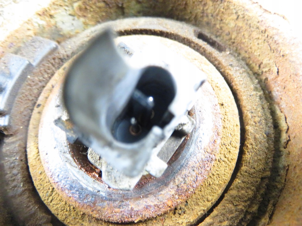 фото №7, Поворотный кулак передняя правая opel zafira b 2.2