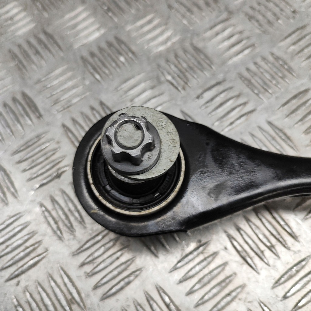 фото №7, Audi q4 sportback e-tron 2023 правая сторона верхний рычаг задний