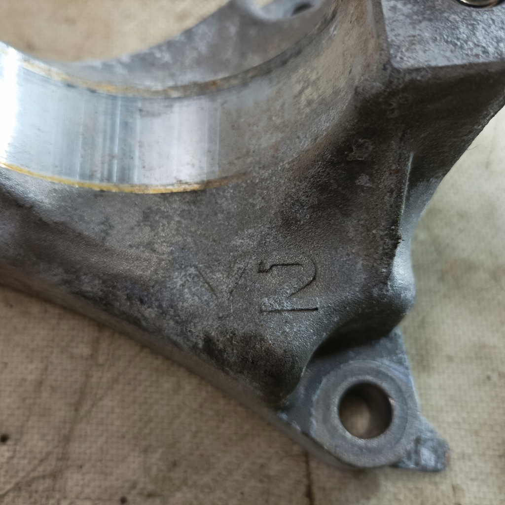 фото №7, Mazda 3 2.5b 13-18 кронштейн подушка двигателя usa y2