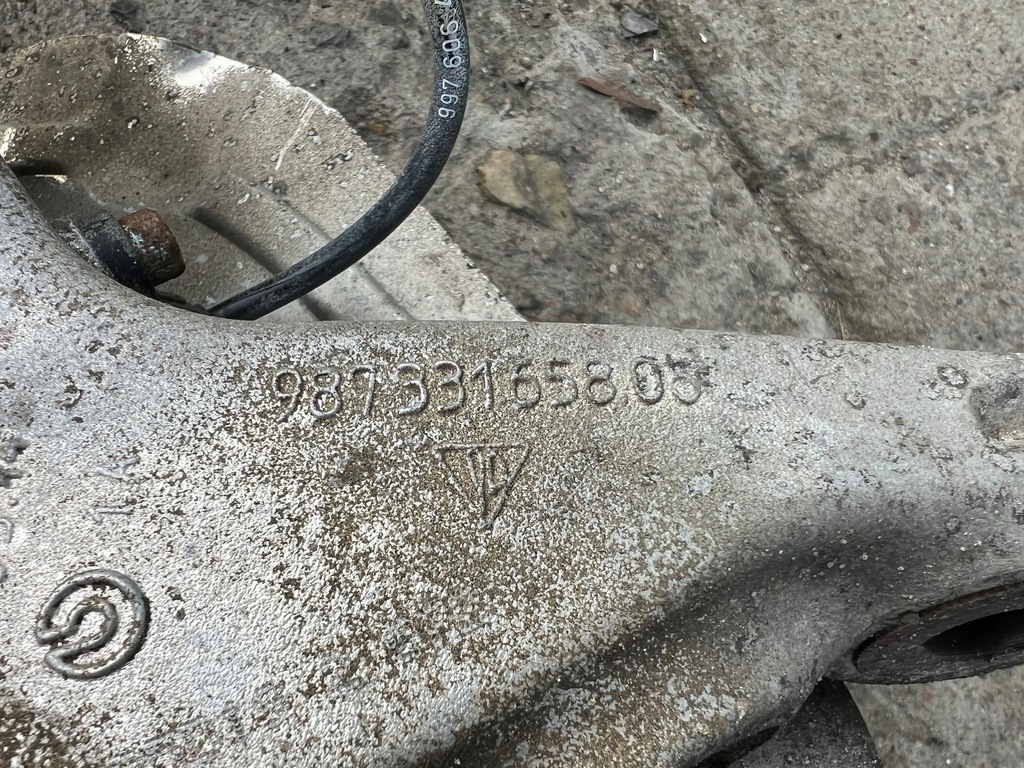 фото №6, Porsche boxster 987 cayman 2.7 амортизационная стойка поворотный кулак задняя задняя правая