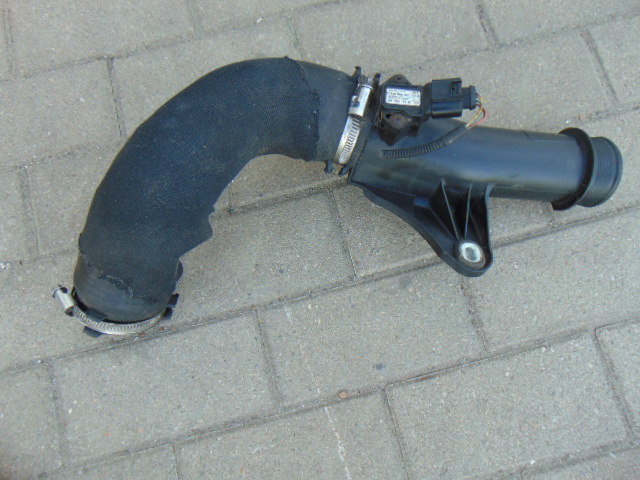 фото №1, Шланг труба воздуха 8k0145673p audi a4 b8 a5