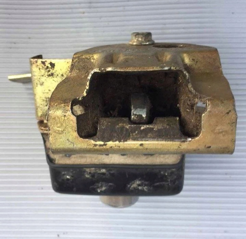 фото №6, Mercedes-benz w123 1985 замок кришки задній / багажника