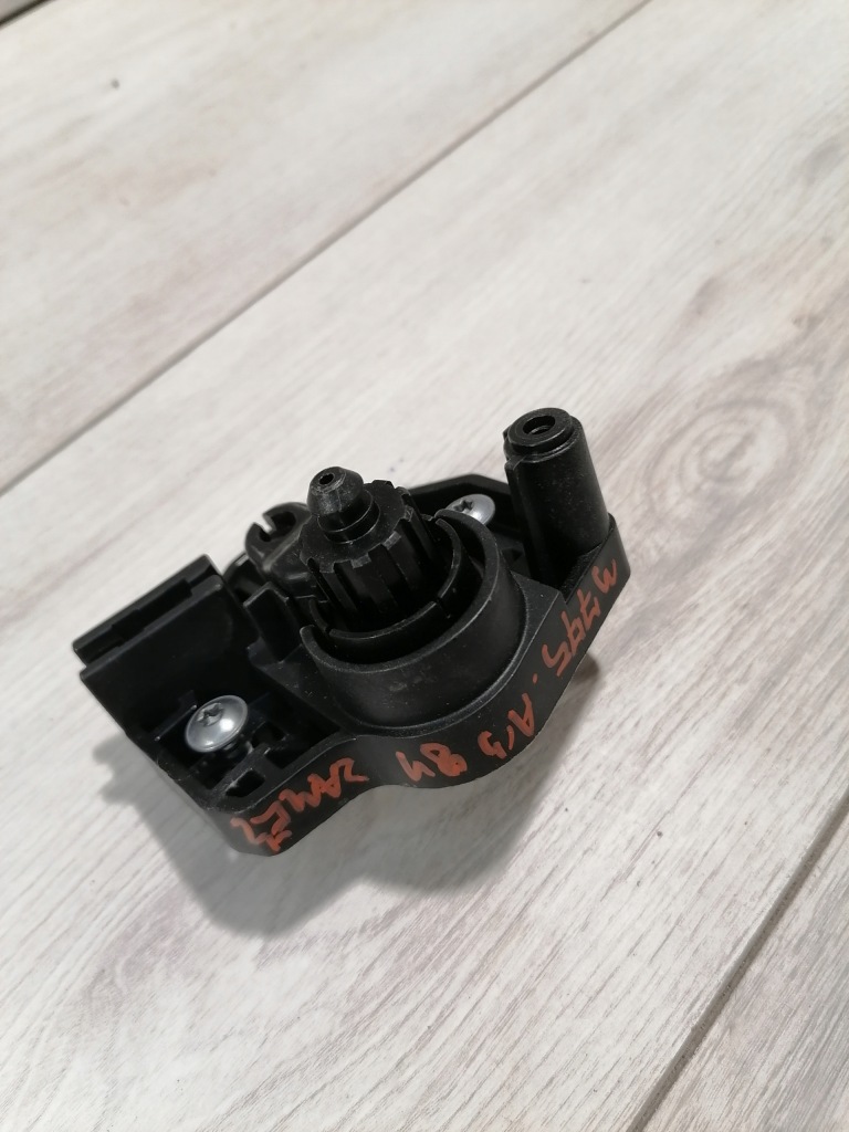 фото №3, Audi a3 8y основание замок капот 8y1823633