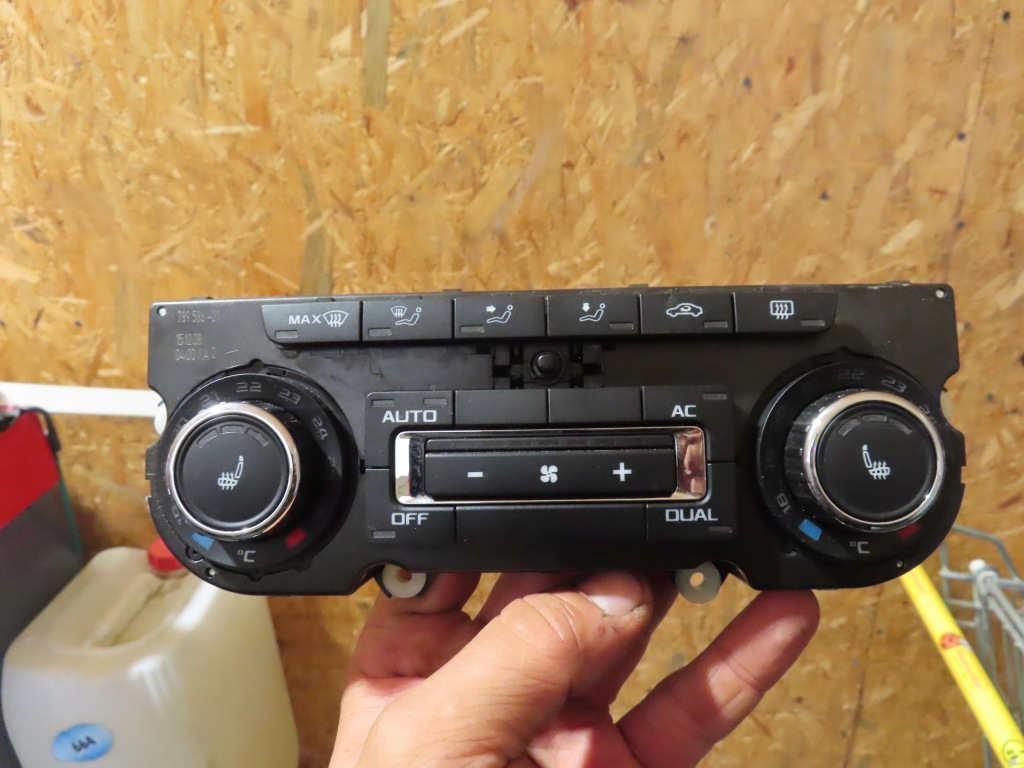 фото №1, Skoda octavia ii панель кондиціонера 3t0907044ac