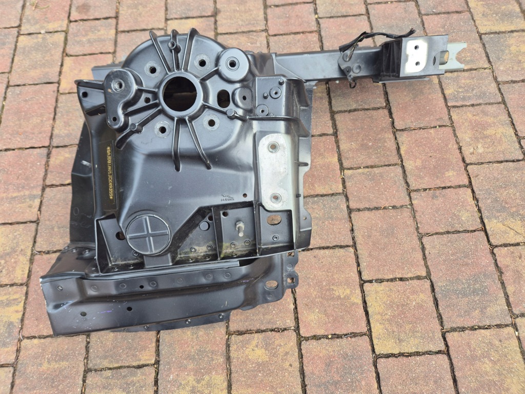 Лонжерон правий ліва чашка jaguar f-type x152 рестайлінг в Україні