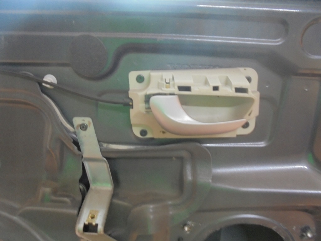 фото №1, Volvo s80 03' ручка внутрішній лівий задня