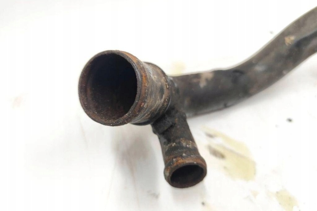 фото №5, Труба охлаждение audi a6 avant 4f5, c6 059121107e 3.0l дизель 2008