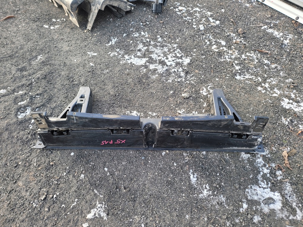 фото №1, Bmw f15 x5 направляющая бампера задняя 7294391