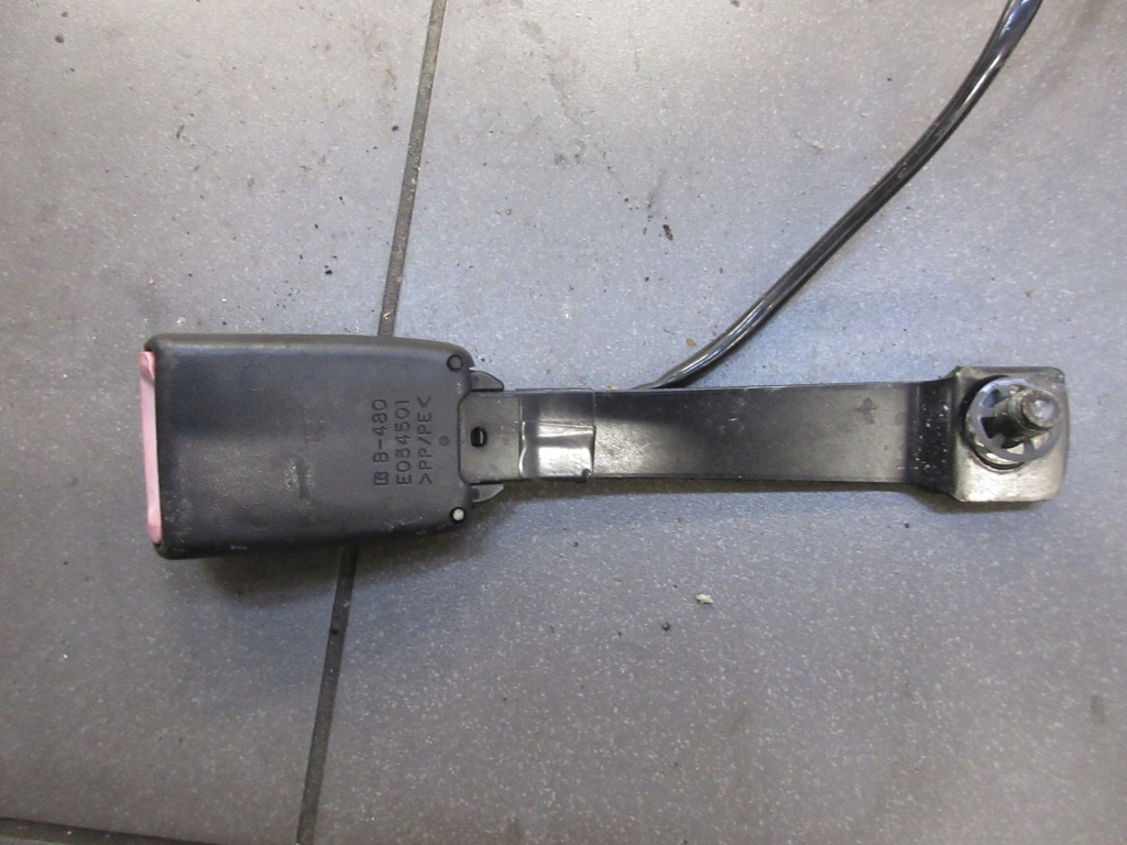 фото №3, Клипса поперечина правый перед subaru outback iii