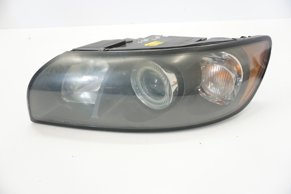 фото №1, Volvo s40 ii лампа левый перед 30698879 uk