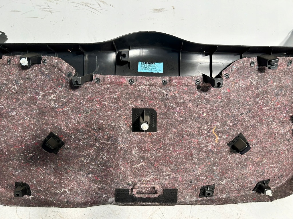 Avensis t27 універсал оббивка корпус кришки багажника чорна Доставка