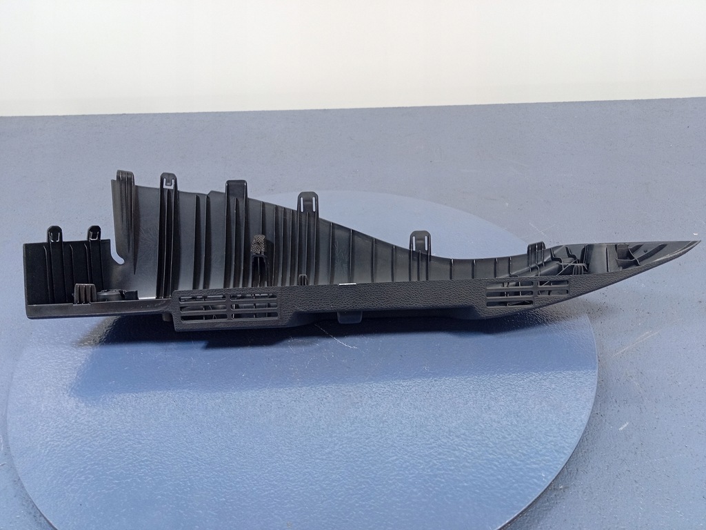 фото №4, Kia ceed iii hb основание полка багажника левая