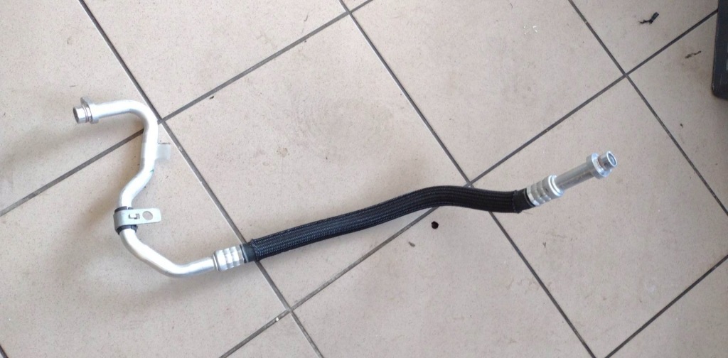 фото №1, Шланг кондиционера kangoo iv 1.3 tce 924549324r