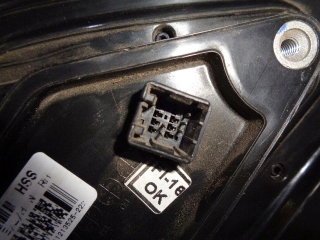 фото №13, Hyundai i20 i 08- зеркало правое наружное 5pin