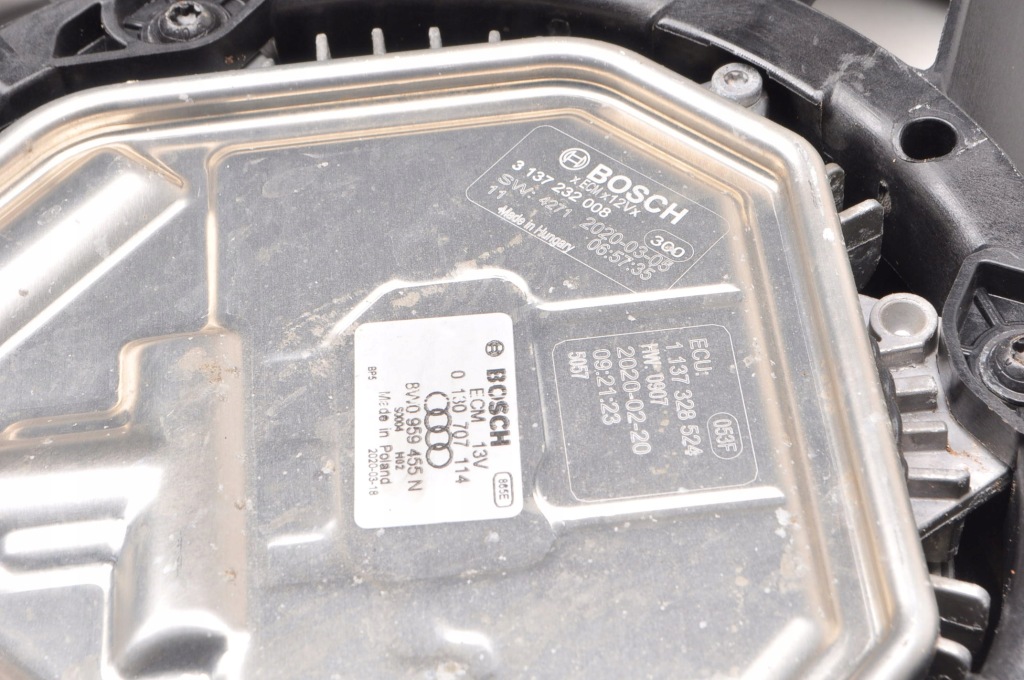 Porsche cayenne 9y0 audi a8 q7 3.0 гибрид вентилятор радиатора 8w0121003d Недорого