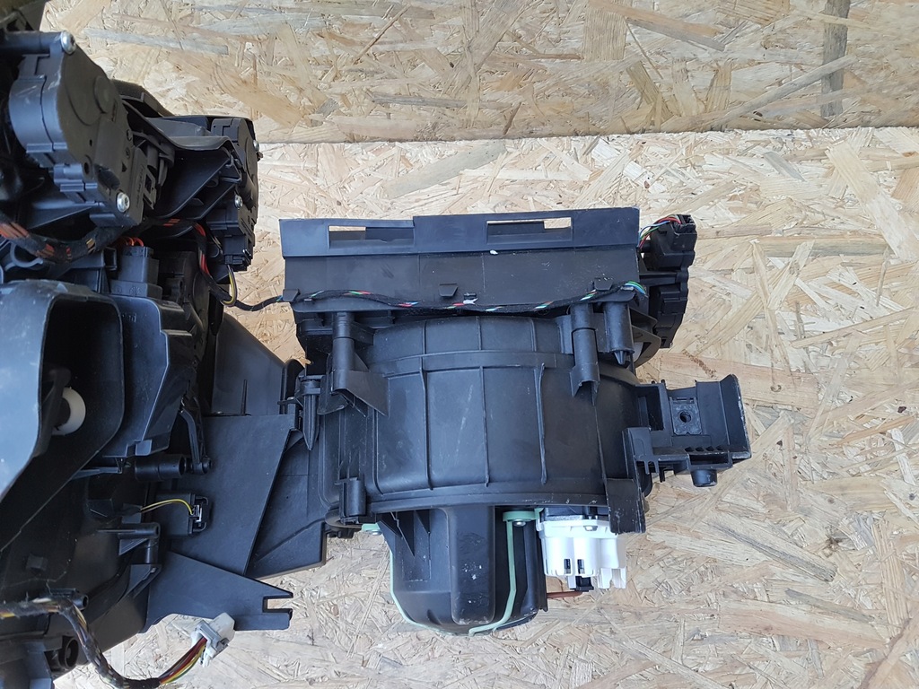 фото №7, Bmw x1 обігрівач eu