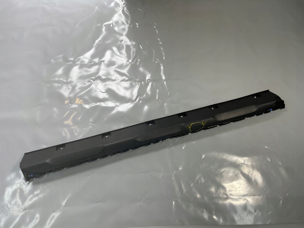 фото №1, Dacia duster ii порог левый молдинг порог 2017-2021 1947658x