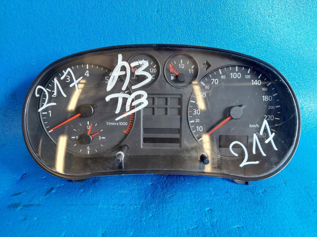 фото №1, Лічильник приладова панель a3 8l 8l0919860e