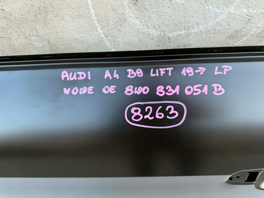 Audi a4 b9 рестайлинг  19- дверь левая перед передние новая  оригинальный номер 8263 Доставка