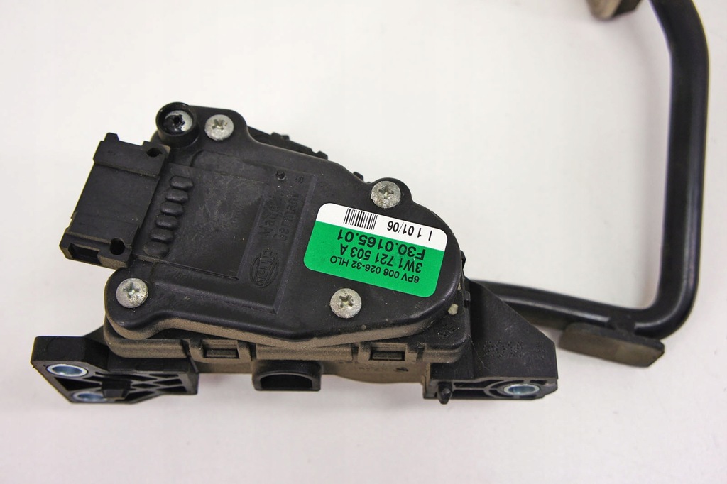 фото №5, Ir463 bentley flying spur i педаль газу