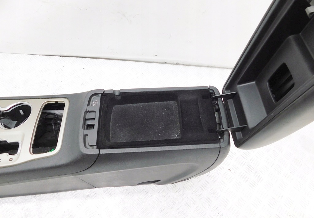 фото №8, Тунель підлокітник рамка домкрата передач jeep grand cherokee wk2 overland eu