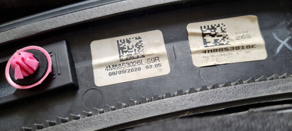 фото №14, Sq8 4m q8 молдинг накладка бампера крыла правый задняя ls9r 4m8853026l