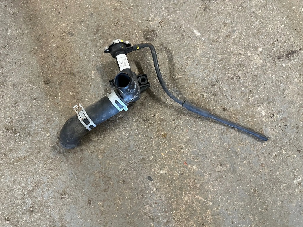 фото №1, Hyundai i20 ii 14-18 патрубок заливная горловина wody