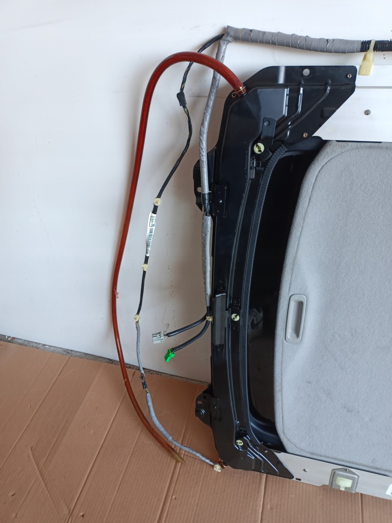 Люк honda civic vii рестайлинг  03-05r 3 дверь Цена