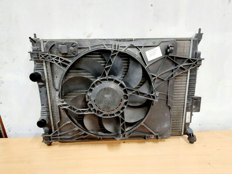 Nissan qashqai j10 1.6 16v радиатор воды вентилятор комплект с Разборки