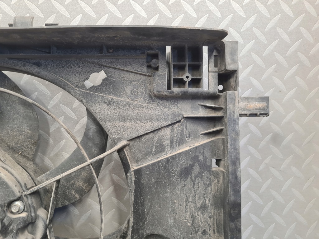 Вентилятор радиатора воды insignia a 1.4 1.6 turbo 13220122 Киев