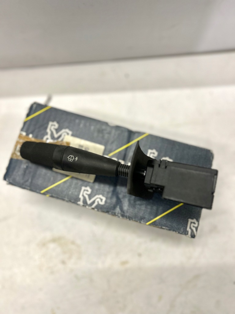 Купить Рычаг дворник peugeot оригинальный номер 623916