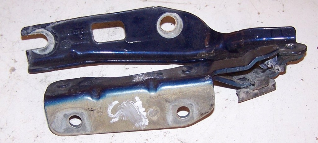 фото №1, Vw eos петля капот кришки правий 100823302c