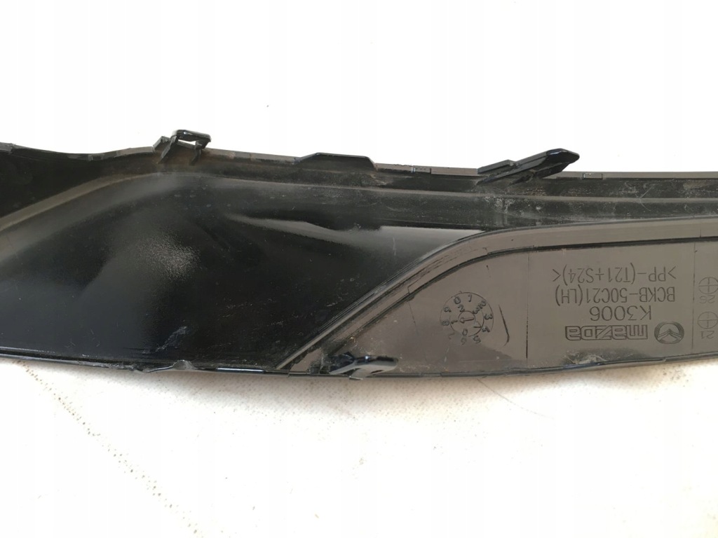 Mazda 3 iv 19- заглушка накладка бампера ліва Київ