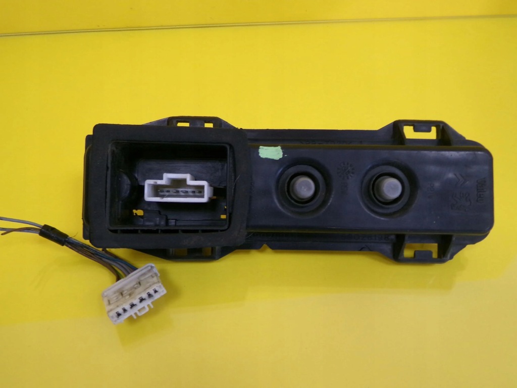 фото №6, Вкладыш лампы левый задняя peugeot 307 89026198 nr639