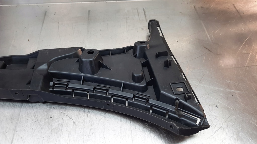 Volvo xc90 lift направляющая бампера перед правый 30698129 07-14 Оригинал