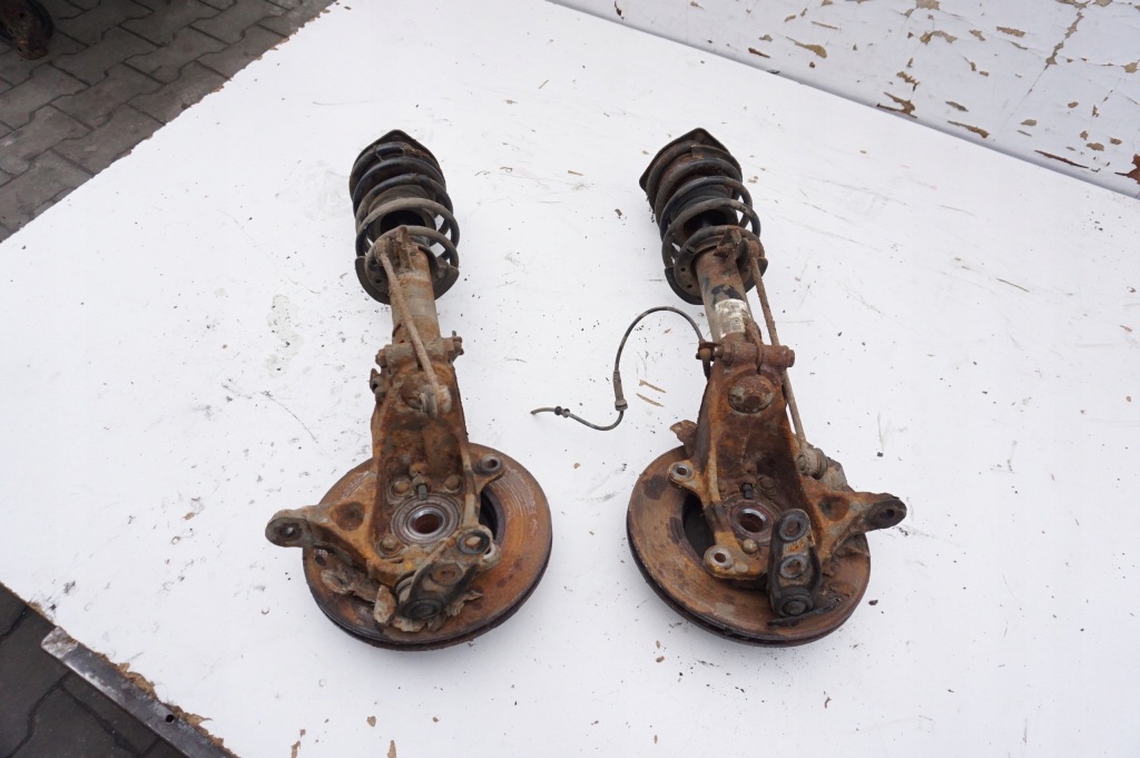 Купити Mcperson лівий перед mini r55 clubman 1.6 d