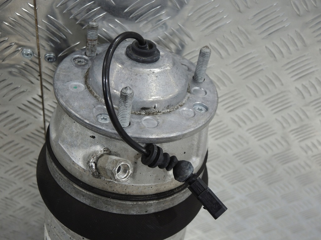 фото №7, Porsche cayenne 7p5 lift turbo s амортизатор перед